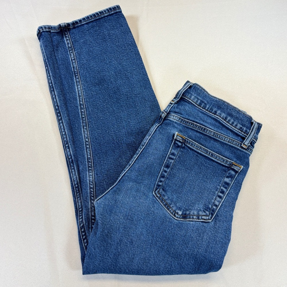 Gap Cheeky Straight Jeans Women 2/26 Medium Wash High Rise Stretch Denim EUC